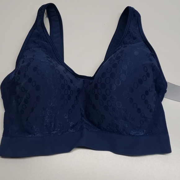 Bali Other - Bali Women's Comfort Revolution Wirefree Bra NWT